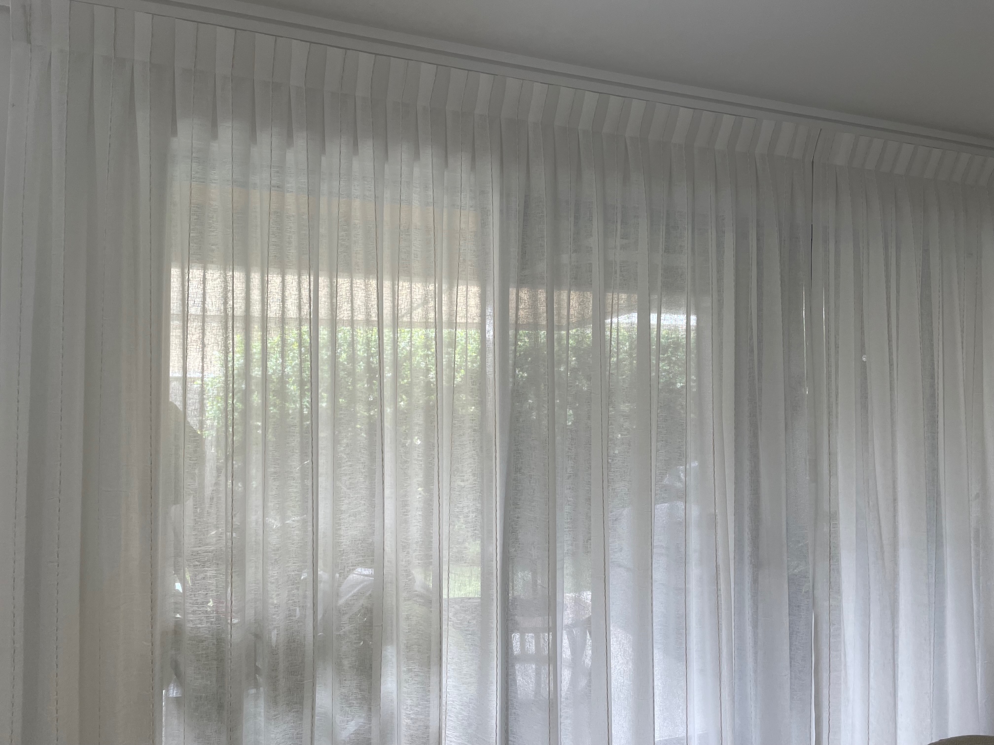 reverse pleat, box pleat, pleated, sheers, curtains, drapes, stripes, linen-look